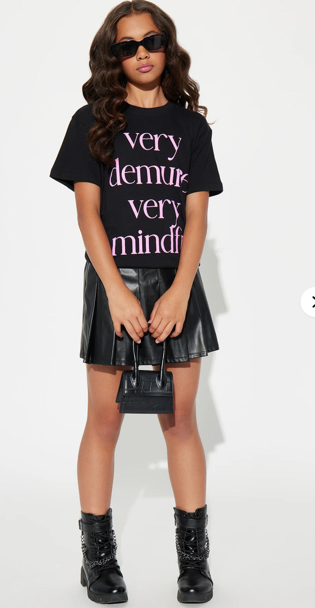 Very Demure Very Mindful Tee Girl/Teen