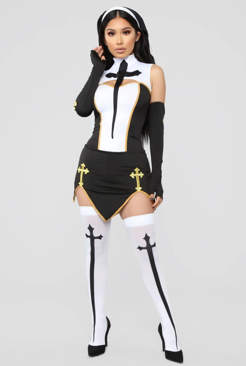 Nun 4 Piece Costume Set