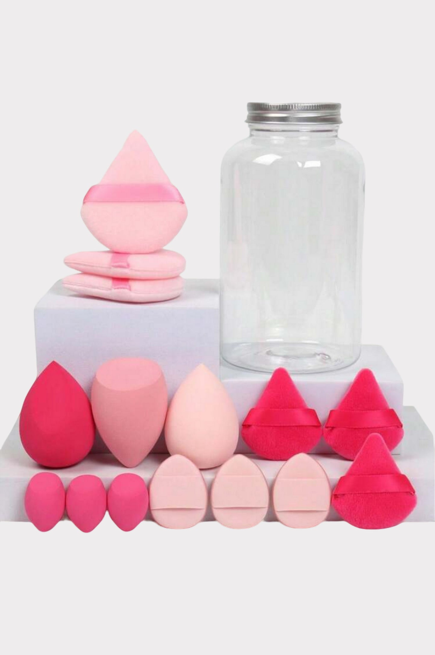 Makeup Sponge Set With
Storage Container