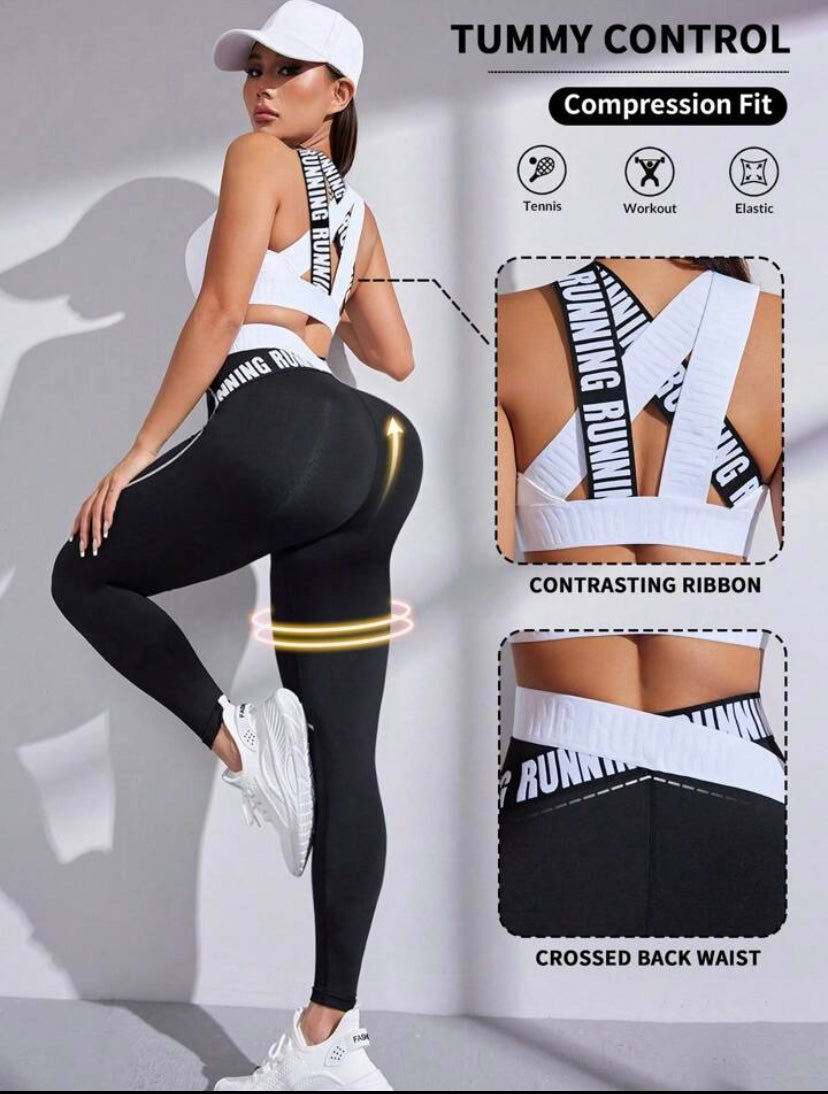 Street Sport Letter Tape Waist
Sports Set